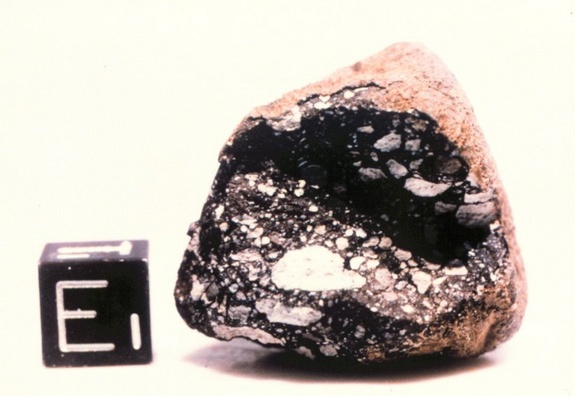 8-moon-meteorite8