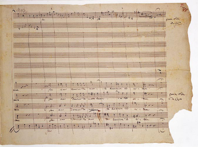 'We see nothing more from his pen after the end of ‘Hostias’ except the words ‘Quam olim da Capo’.' This is the end of Mozart’s original autograph score. 