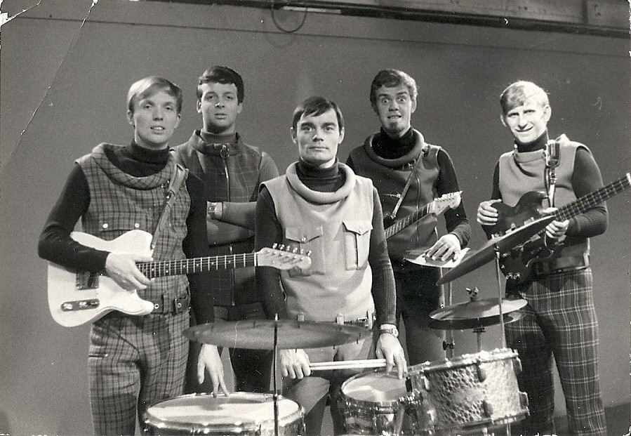 The Spotnicks in 1965 with drummer Jimmy Nicol, he being better known for replacing an ill Ringo Starr on the eve of The Beatles’ 1964 Australasian tour. Nicol played a total of eight shows until Starr rejoined the group in Melbourne, Australia, on 14 June. He was unable to say goodbye to The Beatles as they were still asleep when he left, and he did not want to disturb them. At Melbourne airport, Epstein presented him with a check for £500 and a gold Eterna-matic wristwatch inscribed: 'From The Beatles and Brian Epstein to Jimmy--with appreciation and gratitude.' George Martin later paid tribute to Nicol while acknowledging the problems the sub drummer experienced in trying to re-adjust to a normal life again: 'Jimmie Nicol was a very good drummer who came along and learnt Ringo's parts very well. He did the job excellently, and faded into obscurity immediately afterwards.' It was a rough ride for Nicol for many years thereafter, although he continued working with various groups and otherwise remained active in music while establishing another career as a businessman in housing renovation. In 1988 reports surfaced concerning Nicol’s death, but in 2005 came confirmation that he was living in seclusion in London. Read more at his Wikipedia entry. Photo©Roland Ferneborg